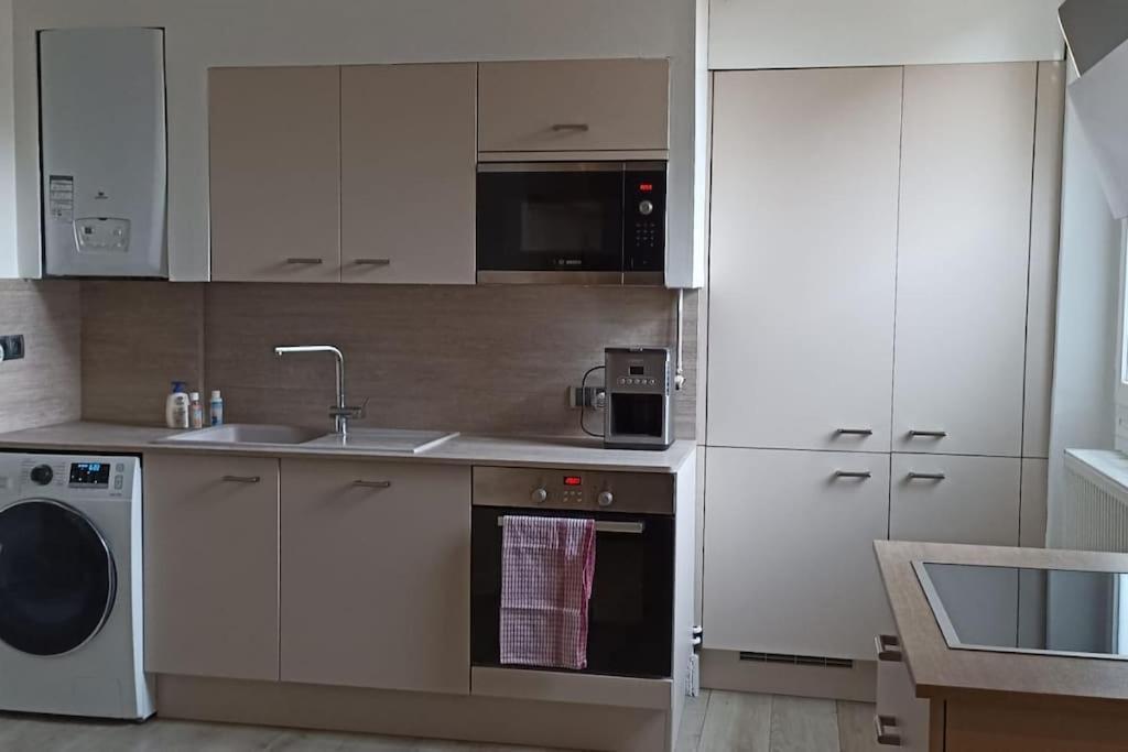 Suresnes : 2 Pieces Cosy Apartment Ngoại thất bức ảnh